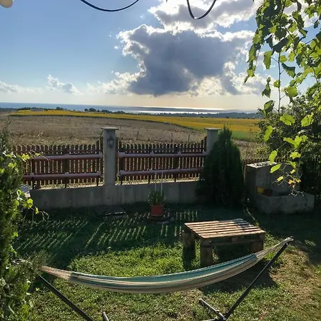 Vis Bed and Breakfast Velika